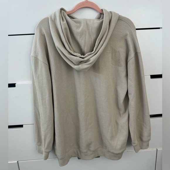 Princess Polly hoodie - Picture 2 of 3